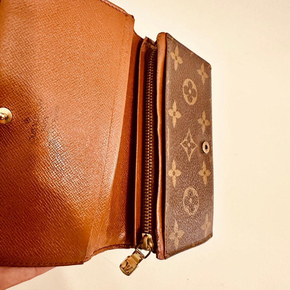 Louis Vuitton Brown Monogram Bifold Wallet - Picture 5 of 13